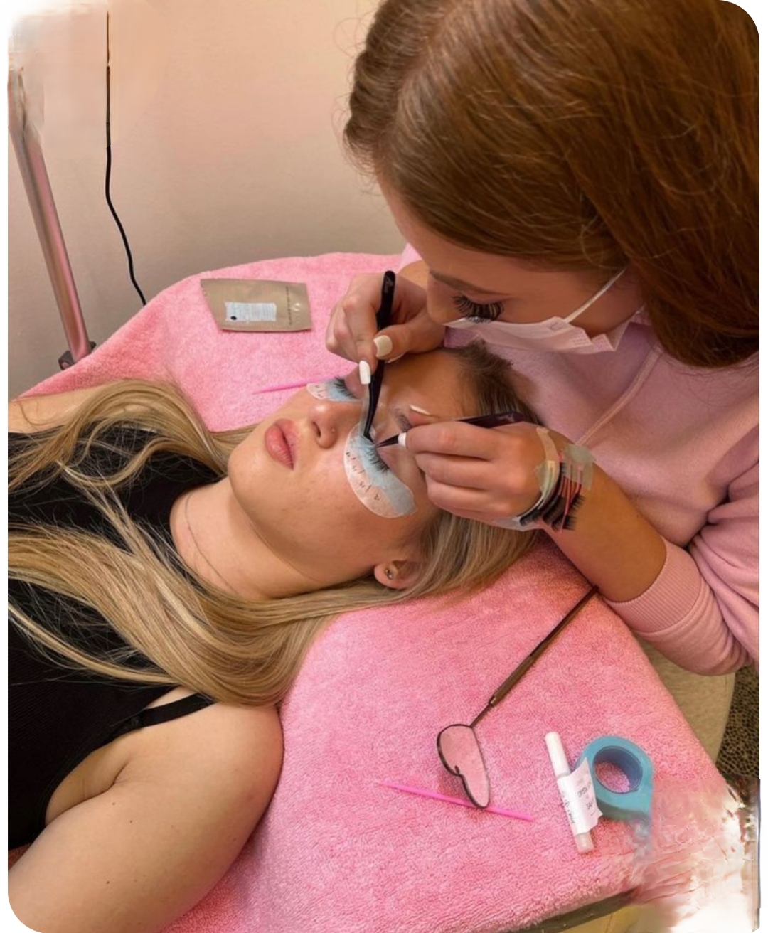 Eye lashes Extensions 